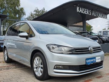 Volkswagen Touran - 11
