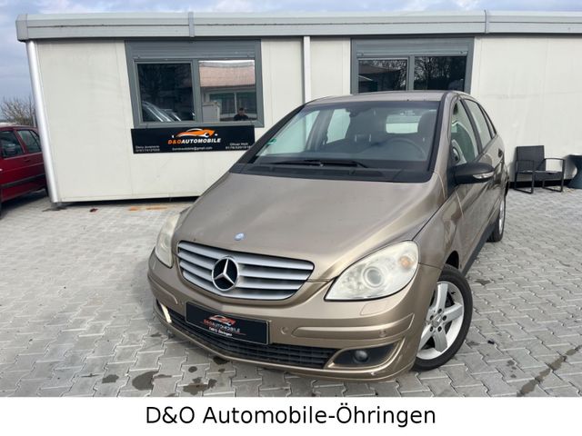 Mercedes-Benz B 180 CDI Aut. Bi-Xenon Klimaanlage PDC SHZ  AHK