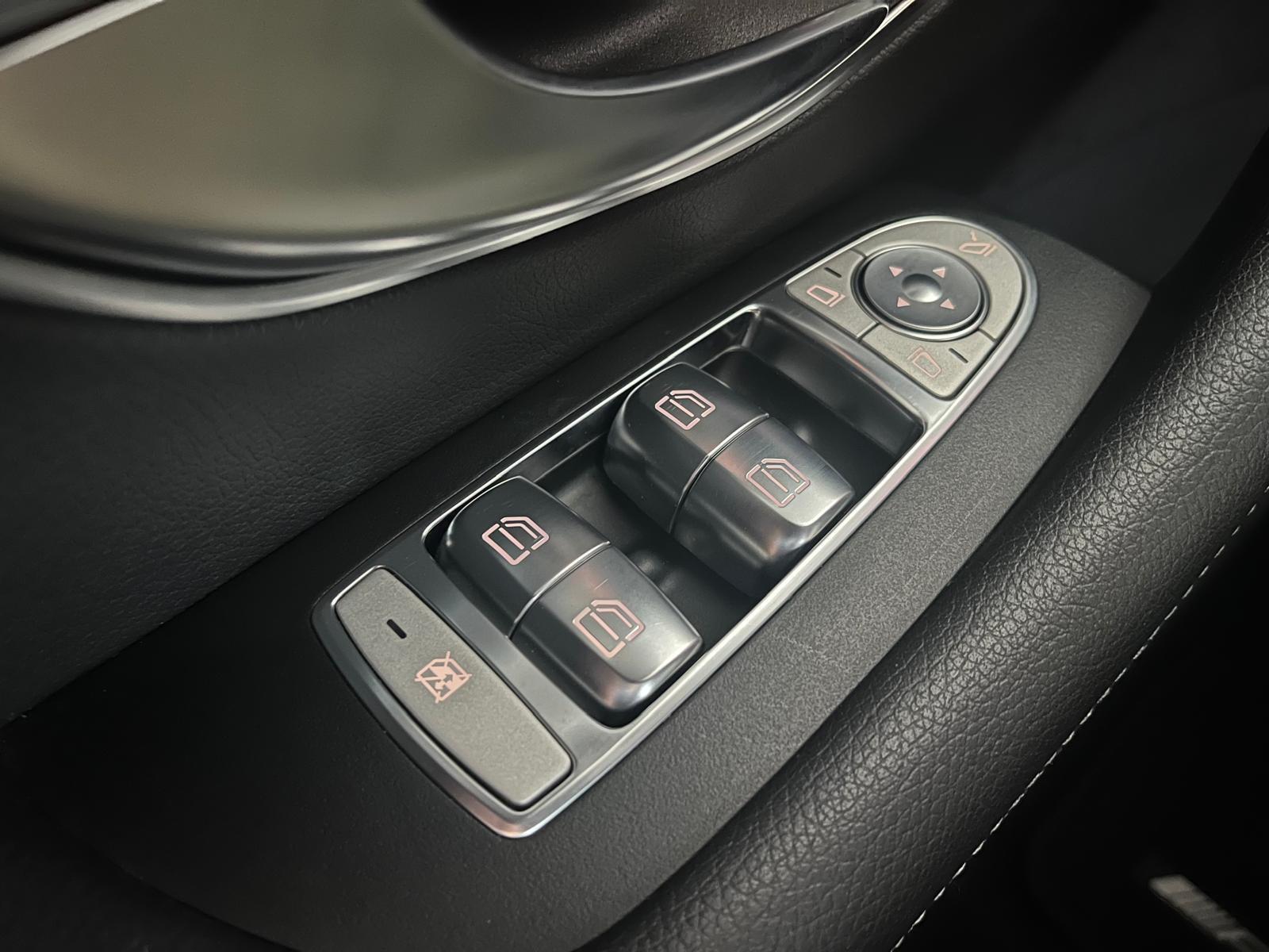 Mercedes-Benz E 300d Cabrio *AMG*LED*AHK*Multibeam*CarPlay*BT*
