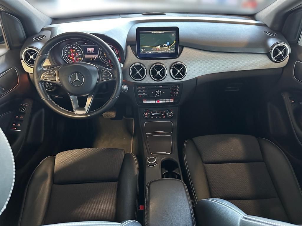Fahrzeugabbildung Mercedes-Benz B 200 Night Navi SHZ LED KAM Totwink. RDK