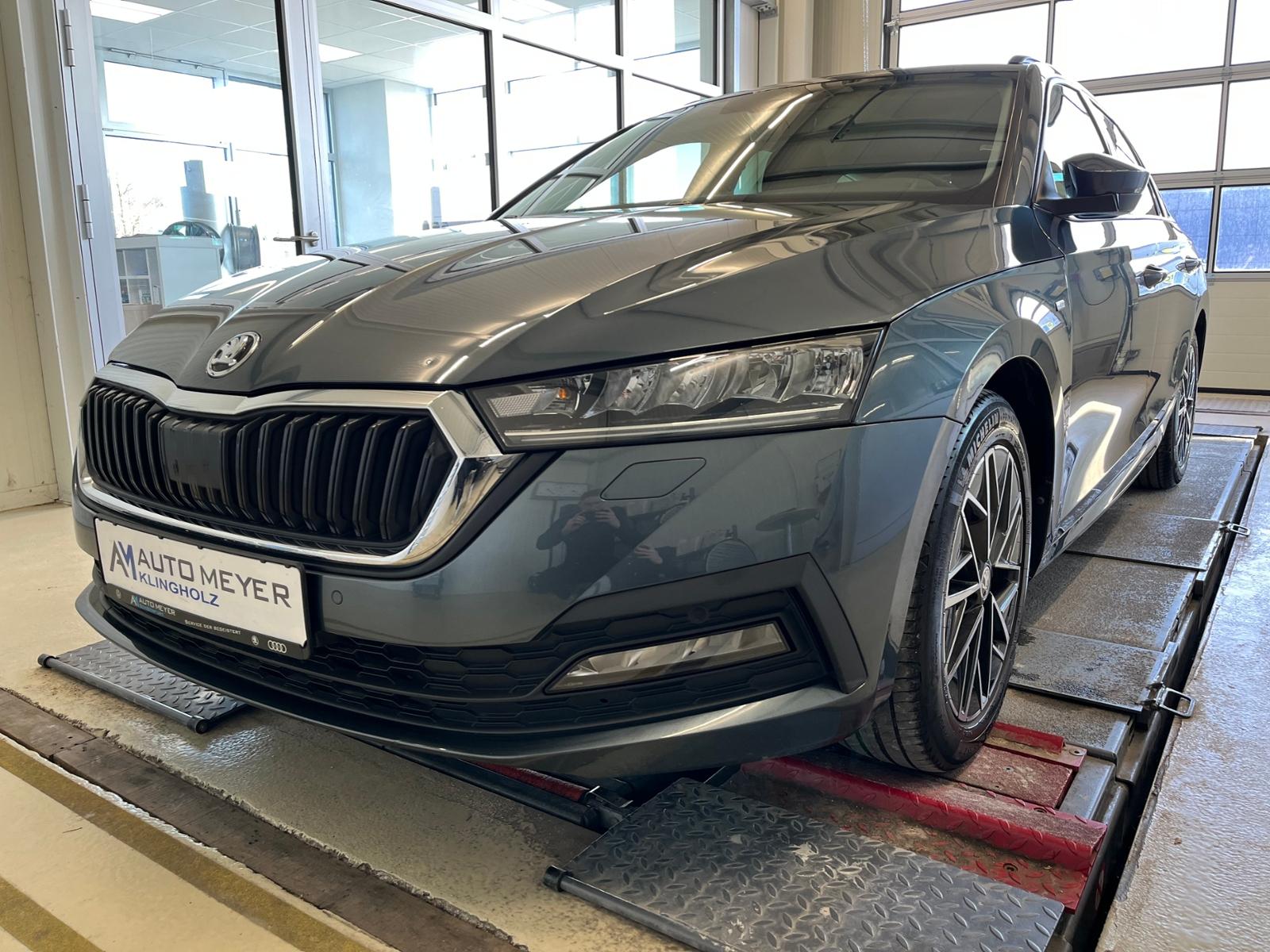 Skoda Octavia Combi 1.5 TSI  e-TEC Clever LED Kamera S