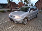 Volkswagen VW Polo 1.0 L 4 zylinder  TÜV 07.2027 Bj.2000 - Volkswagen Polo aus 2000: Bj