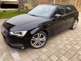 Audi A3 2.0 TDI 135kW clean D. S line Sportback Sline - Audi A3: Sportback Sline