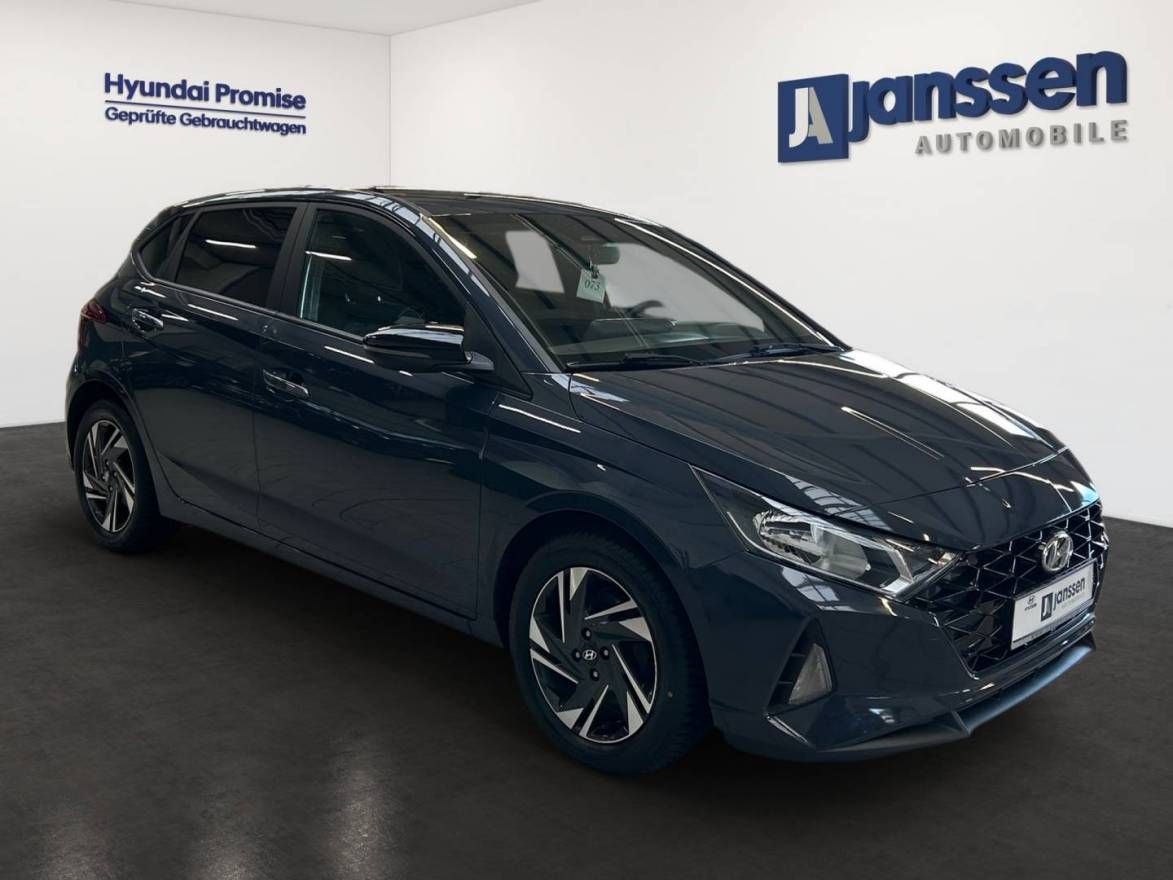 Fahrzeugabbildung Hyundai New i20 M/T Connect & Go