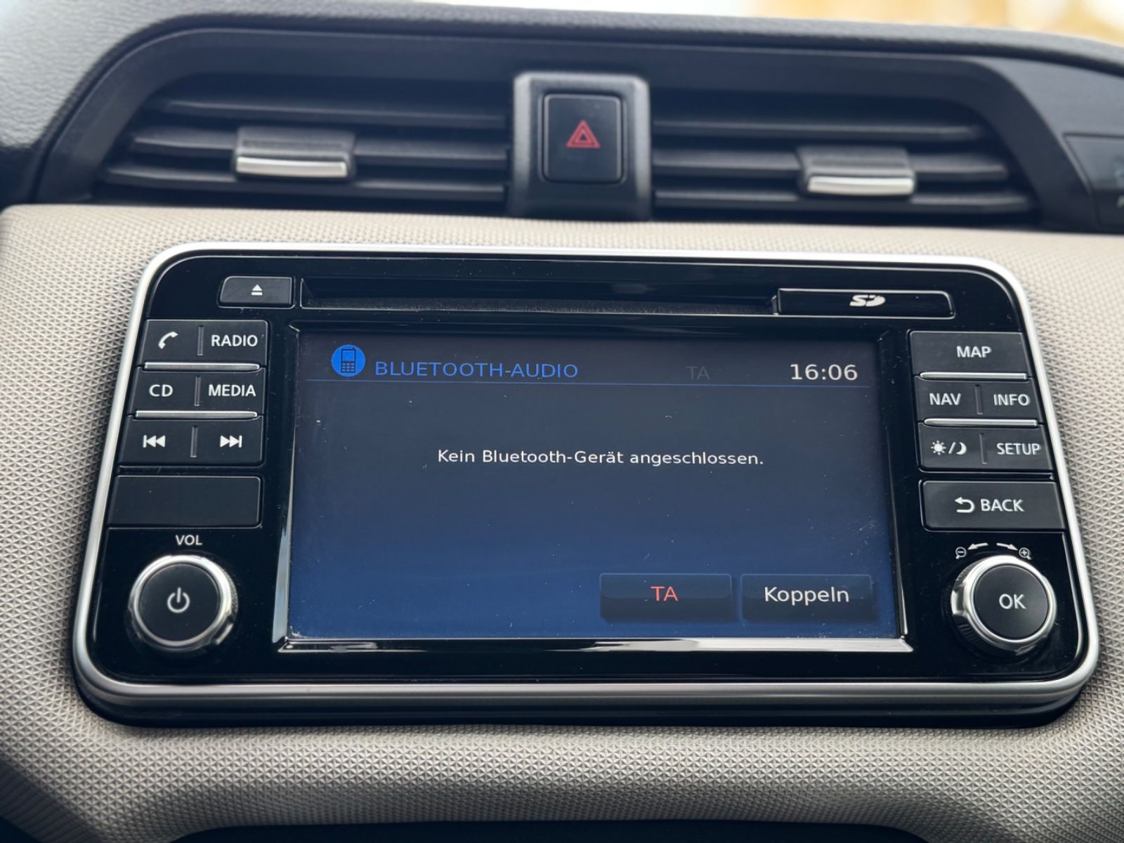 Micra*Spurass.*Temp.*Klimaaut.*Navi*BT*