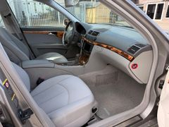 MERCEDES-BENZ E 350 Lim*NAVI*PDC*TEMP*SHZ*AUTOMATIK*2.HAND*AHK
