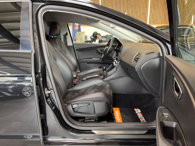 Seat Leon ST FR *ALCANTARA*NAVI*PDC*SZHZ*AHK*