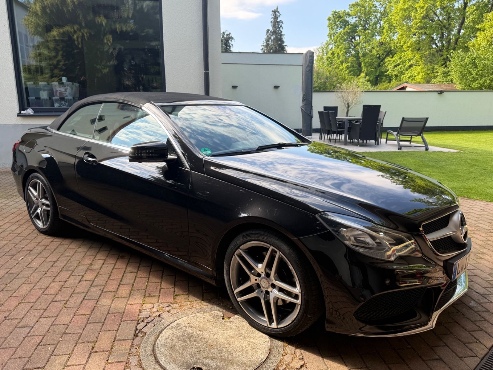 MERCEDES-BENZ Mercedes E200 Cabrio AMG | 43tkm | Nappa Rot