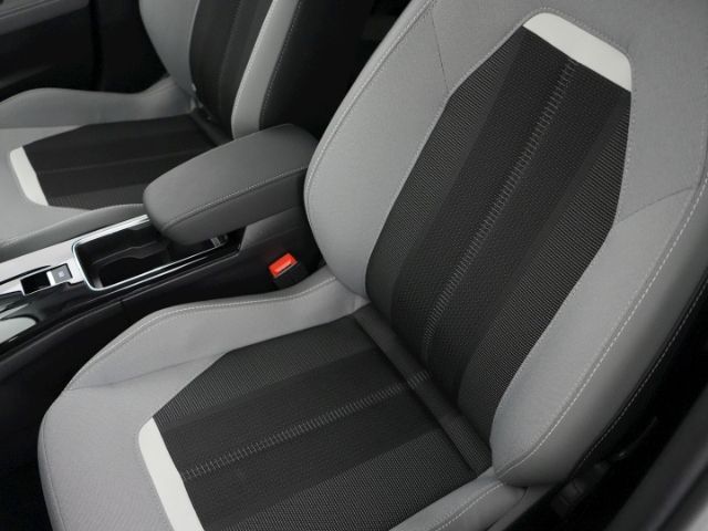Mokka-e B ELEGANCE 50kWH AT+RÜCKFAHRKAMERA+SITZ-