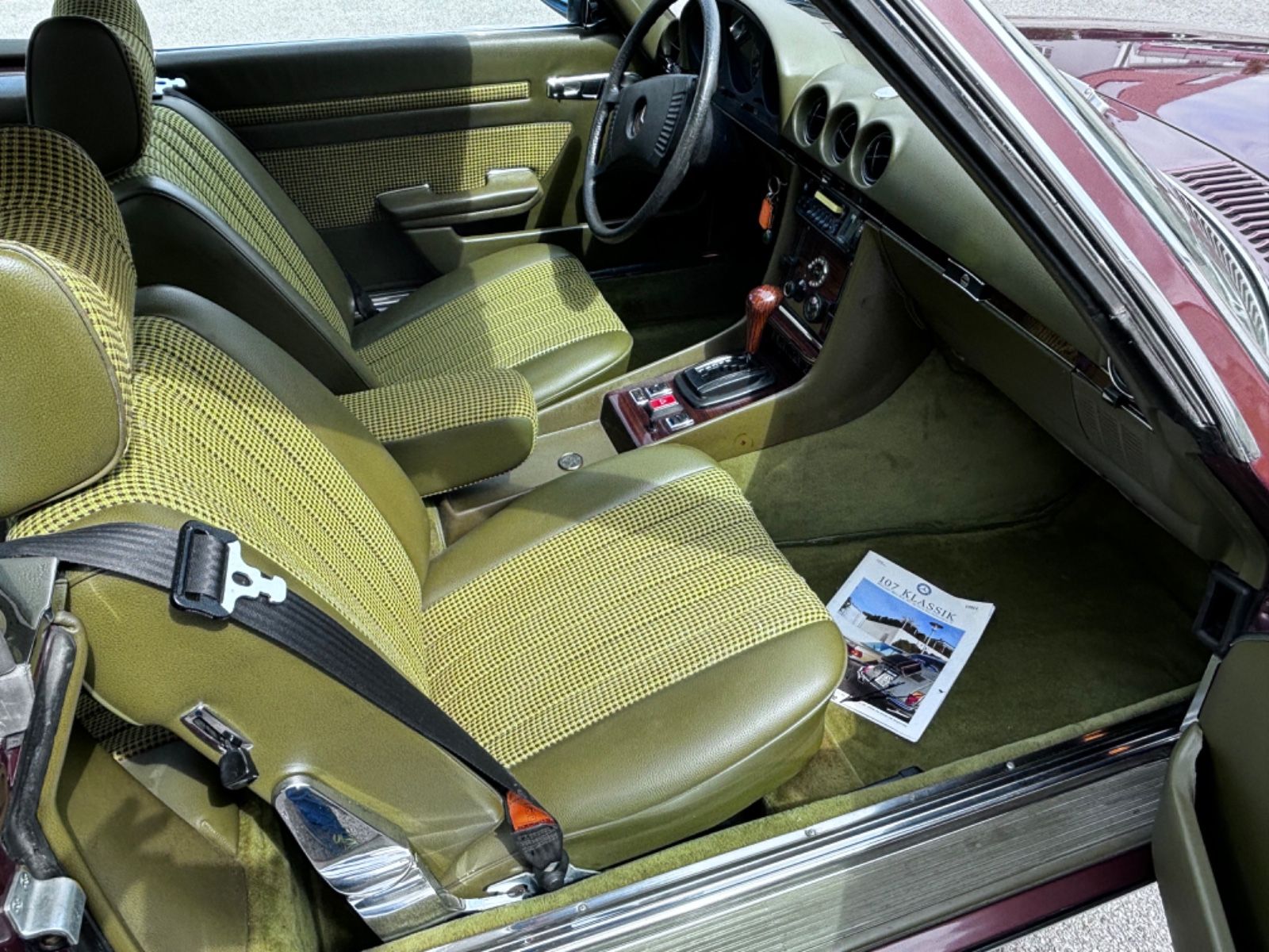 MERCEDES-BENZ 280 19