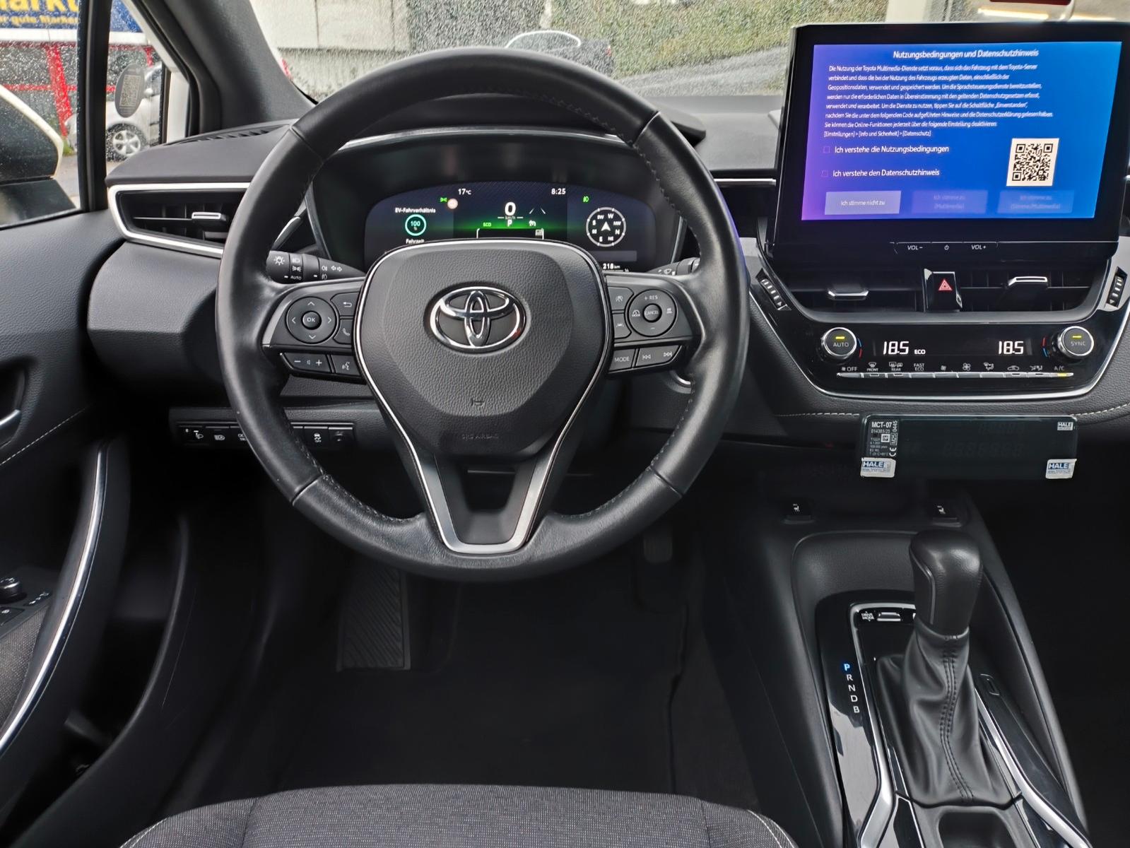 Toyota Corolla Touring Sports 1.8 VVT i-Hybrid Business