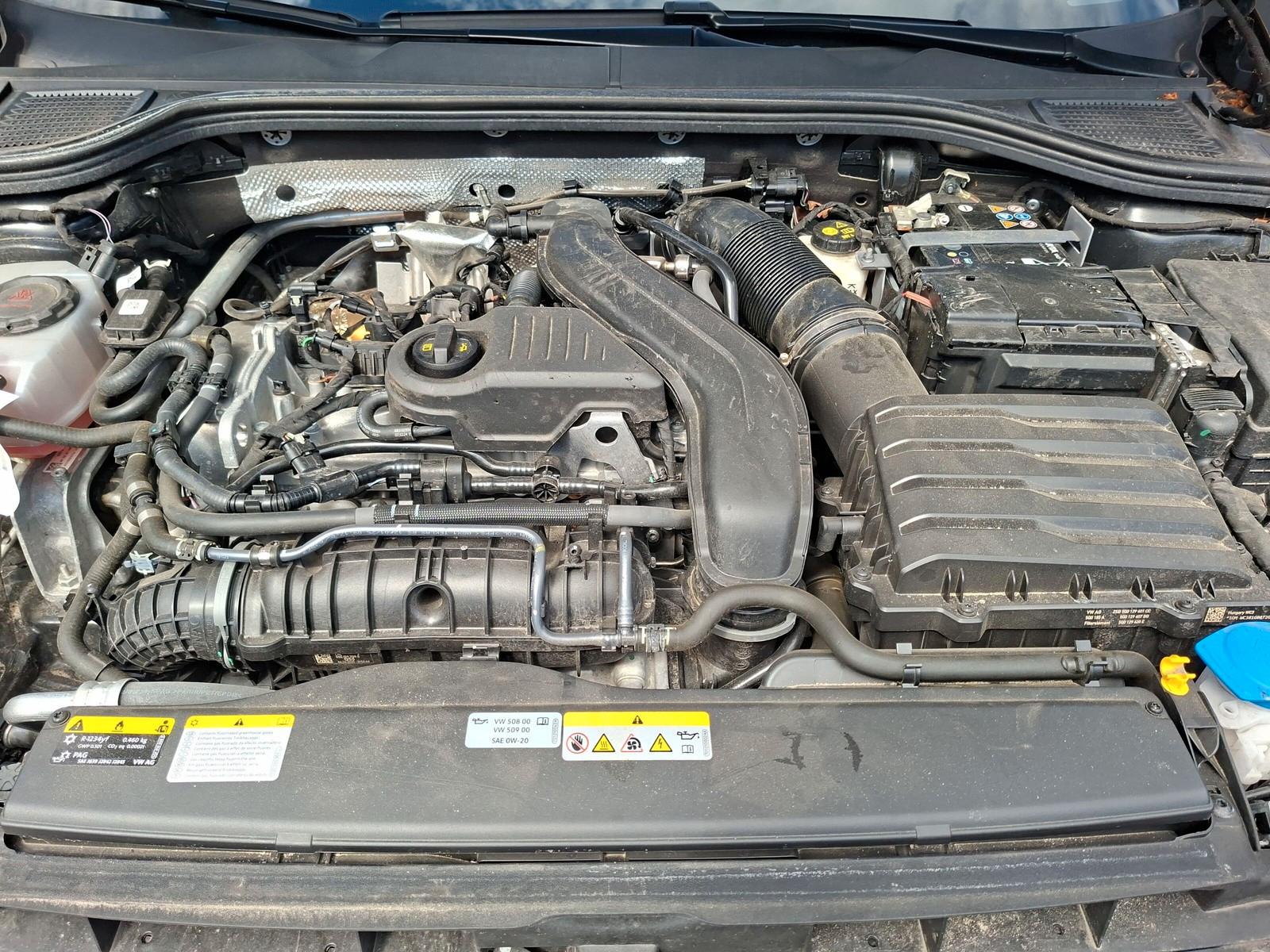 Volkswagen Golf VIII Variant 1.5 TSI R-Line ACC Rf.kamera, миниатюра 20