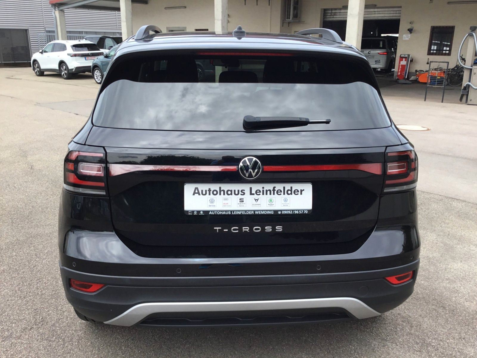 Fahrzeugabbildung Volkswagen T-Cross Life 1.0 TSI DSG+LED+ACC+17"+AppConnect