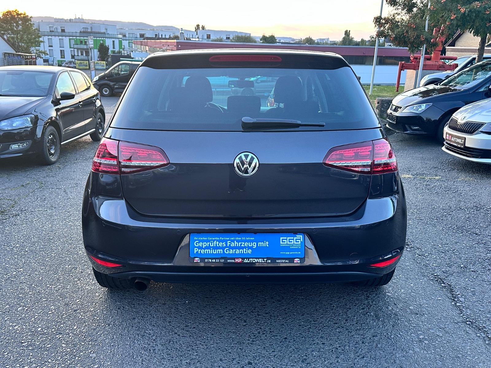 Volkswagen Golf VII Lim. Lounge BMT
