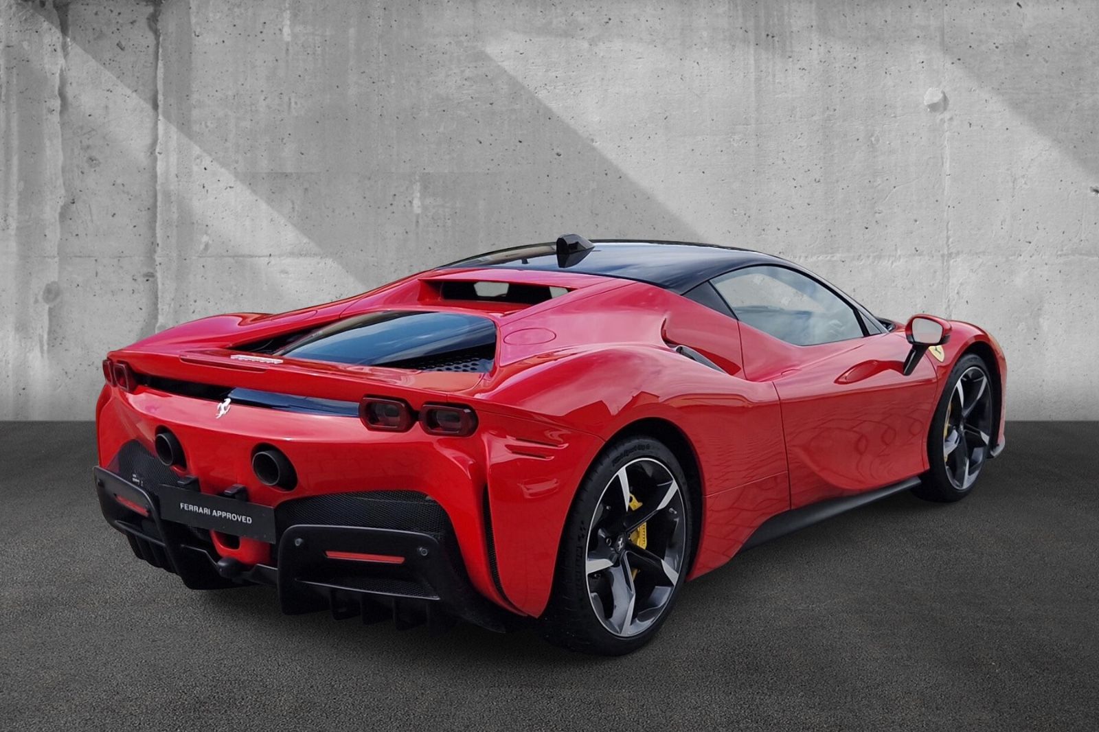 Fahrzeugabbildung Ferrari SF90*Carbon*Lift*dt.Fahrzeug*JBL*Racingsitze*