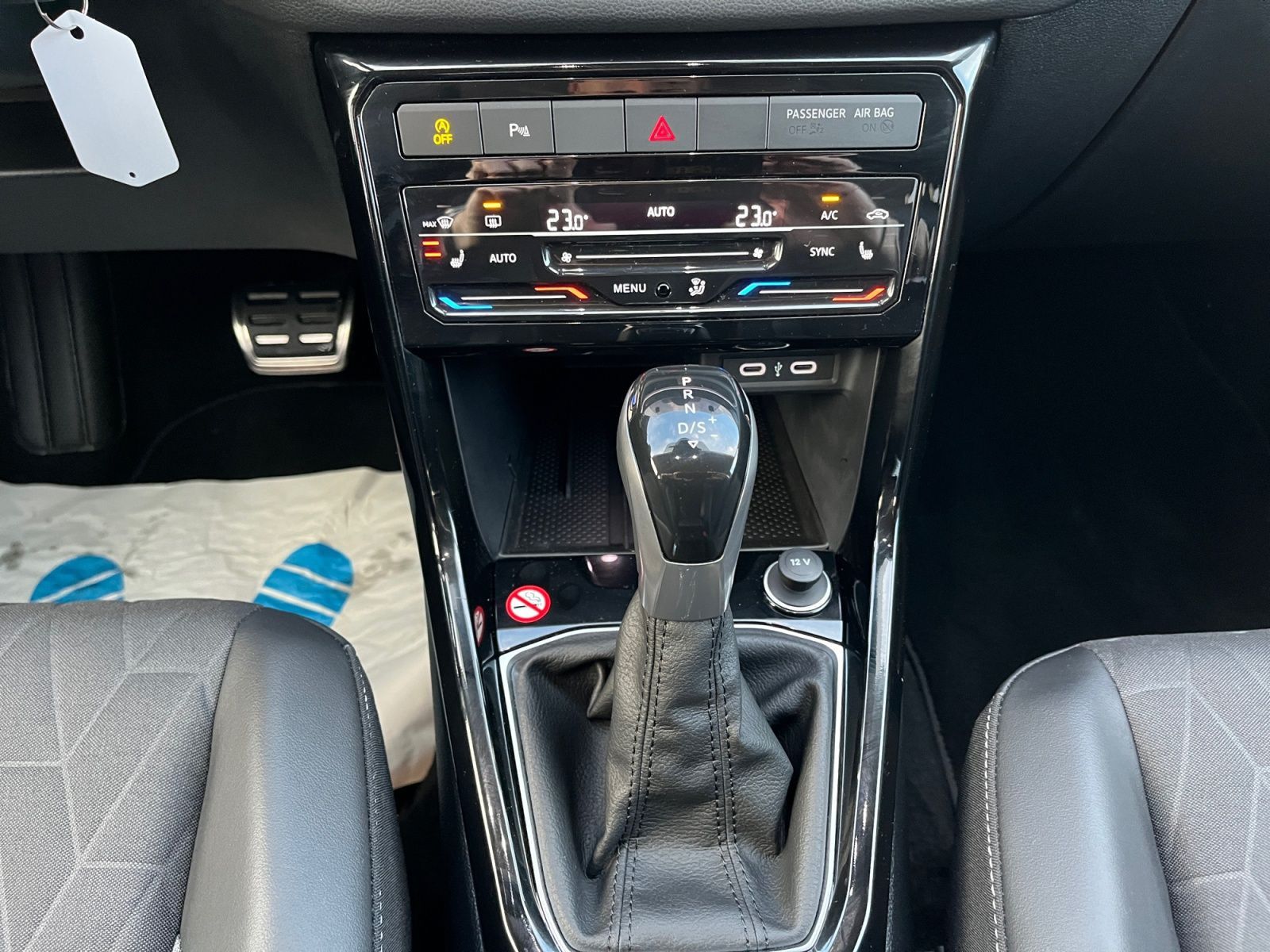 Volkswagen T-Cross - Bild 9