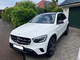Mercedes-Benz GLC 300 e 4MATIC Autom. - PANO, AHK, Burmester - Mercedes-Benz GLC 300
