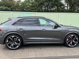 Audi RSQ8 RS Q8 TFSI quattro tiptronic - - Audi RSQ8: Geländewagen