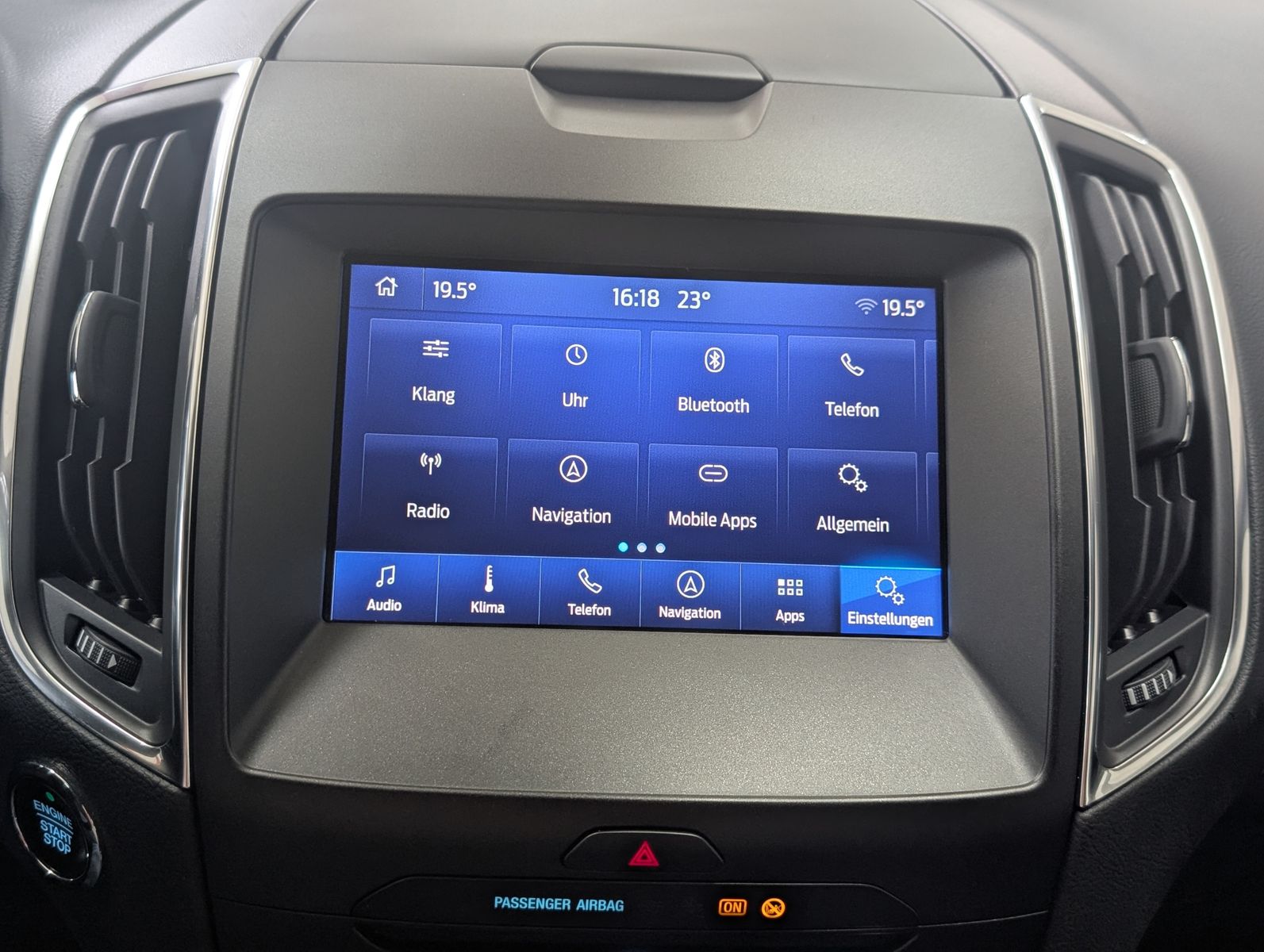 Fahrzeugabbildung Ford S-MAX 2.0 ST-Line ACC LED KAM StHZ SHZ MEMO