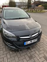 Opel Astra Sports Tourer Neuer Zahnriemen/TÜV/S.Heft