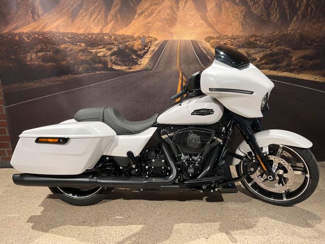 Harley-Davidson FLHX  Street Glide 2024er sofort verfügbar