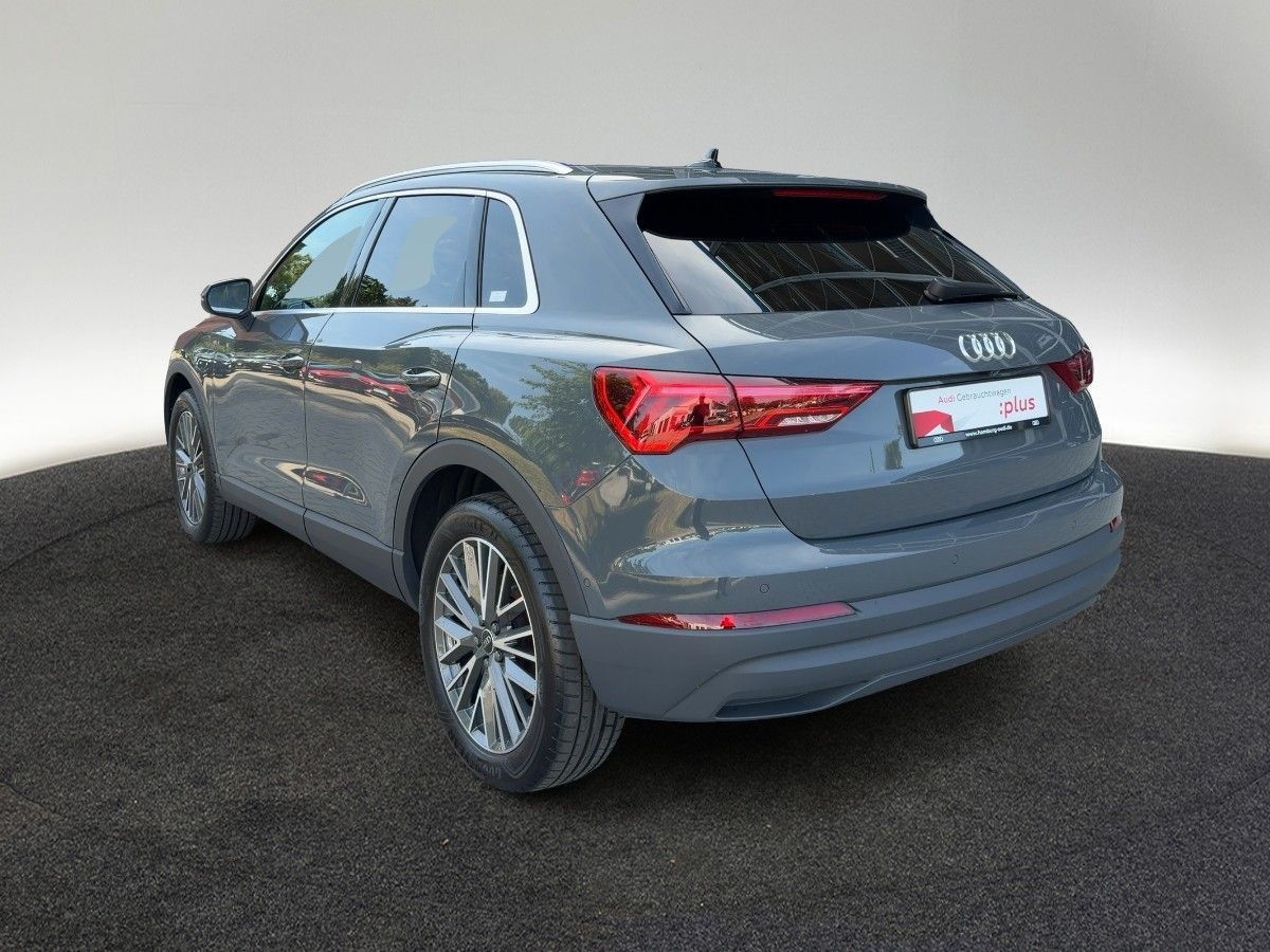 Audi Q3 45 TFSIe S tronic S line Navi Sound Panorama foto 3