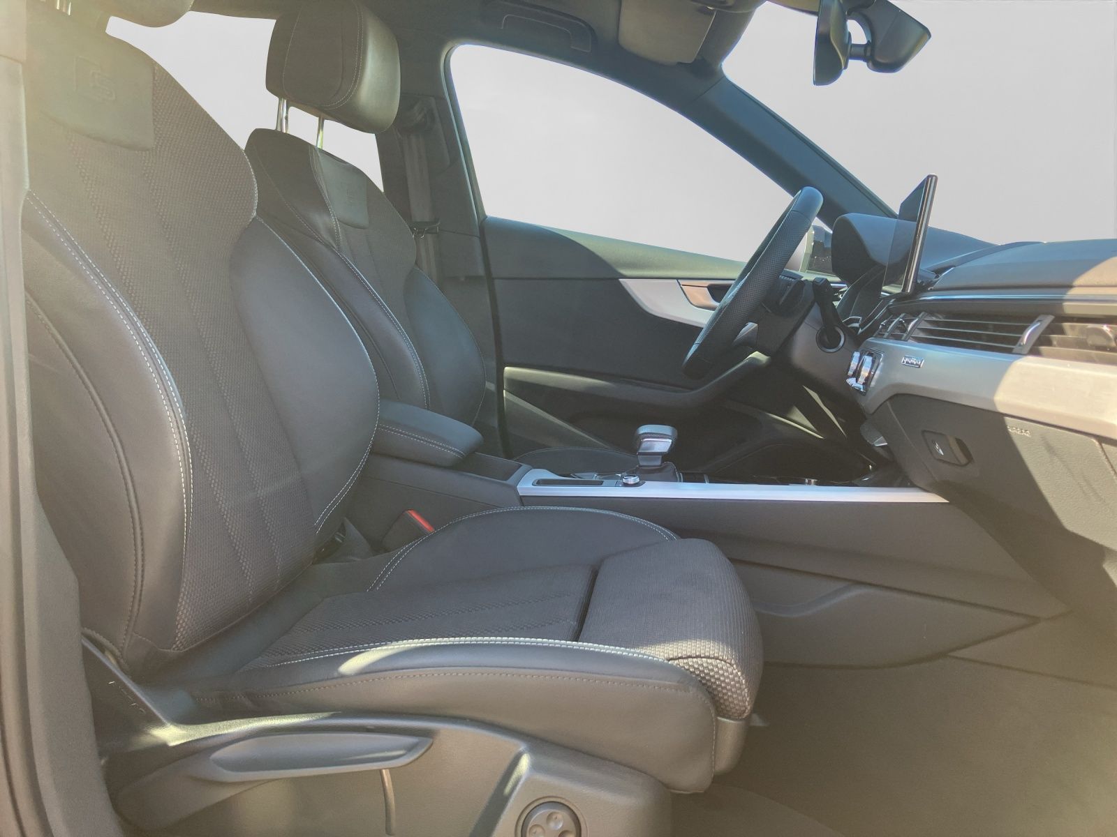 Audi A4 Avant 40 TSI Q 2x S LINE MATRIX AHK LM19 foto 4