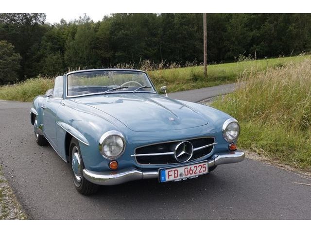 Mercedes-Benz 190 SL mit Kofferset