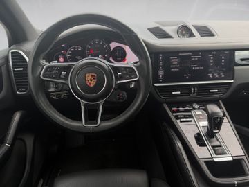 Porsche Cayenne - 10