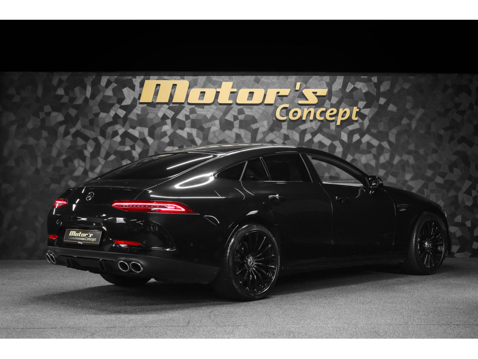 Mercedes-Benz AMG GT 53 4 MATIC + imagem 3