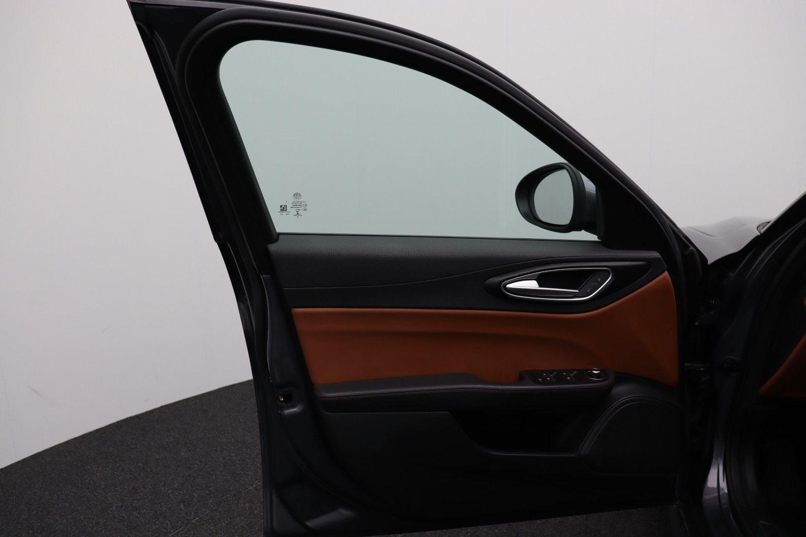 Fahrzeugabbildung Alfa Romeo Giulia 2.2 Super