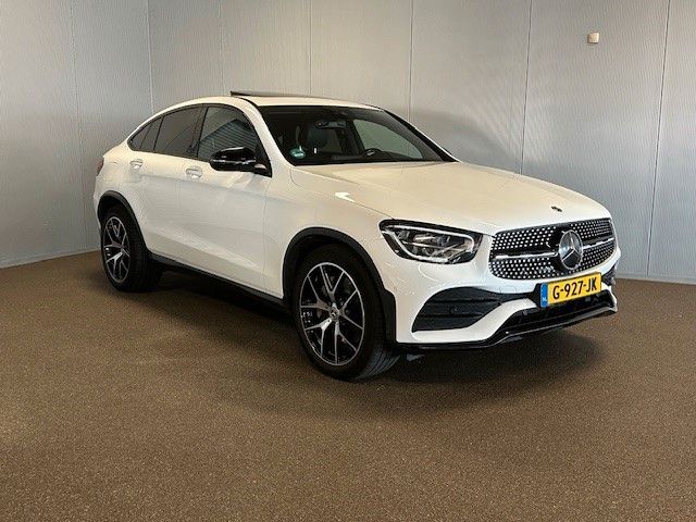 Mercedes-Benz GLC 300 4-Matic AMG-SHD-MEMORY-BURMESTER-VOLL