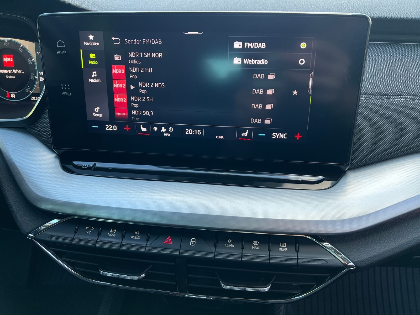 Fahrzeugabbildung SKODA Octavia III Combi iV Style 1.4 Hybrid DSG *LED,
