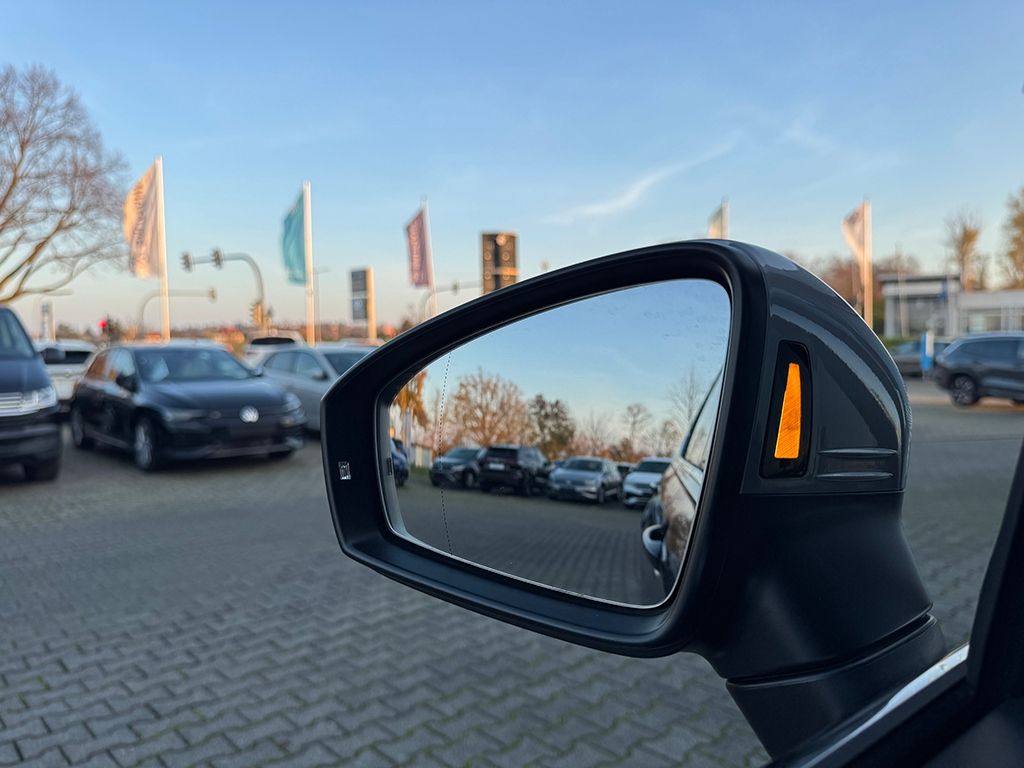 Tiguan Allspace 2.0 TDI 4M R-LINE *STDHZG*AHK*