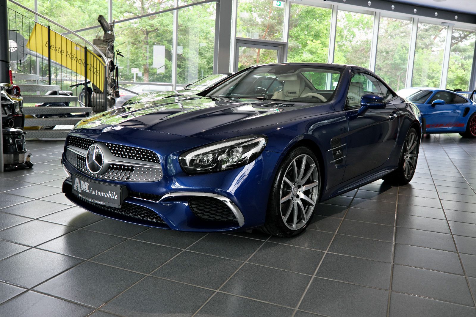 MERCEDES-BENZ SL 400 AMG Line Sondermodel Designo Edition 19KM