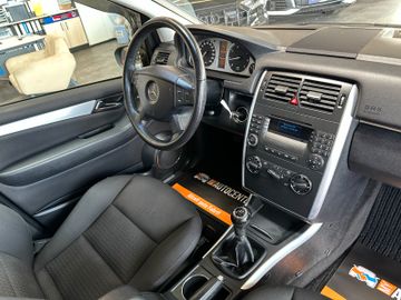 Mercedes-Benz B 200 *Panoramadach*Klimaanlage*elek.Fensterh.*