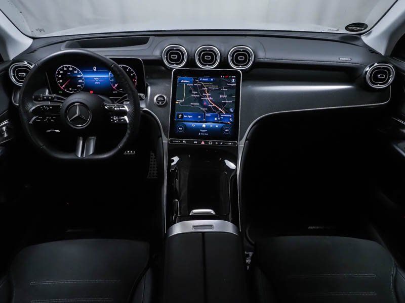 Fahrzeugabbildung Mercedes-Benz GLC 300 4M AMG Plus*AHK*Pano*Distro*HUD*Night*DL