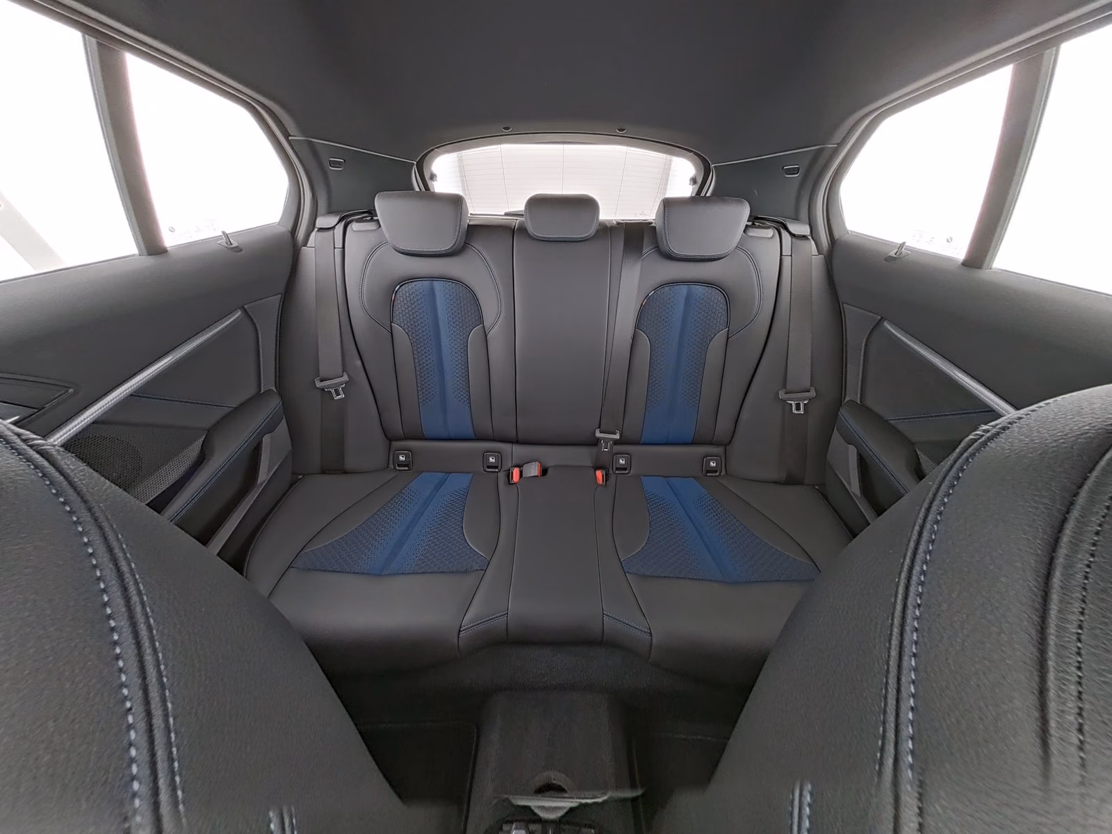 BMW 116 d M-Sport Navi ACC Kamera Sport-Fahrwerk LED, миниатюра 17
