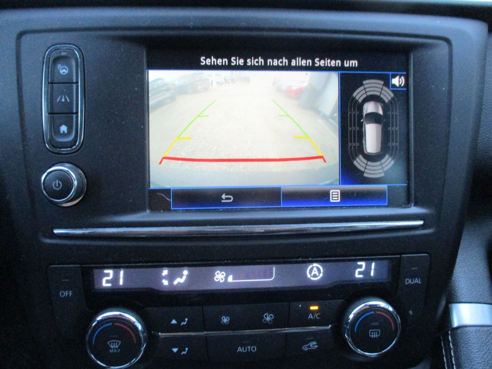 Fahrzeugabbildung Renault KADJAR 1.2 LED / Sitzhg. / RF Kamera