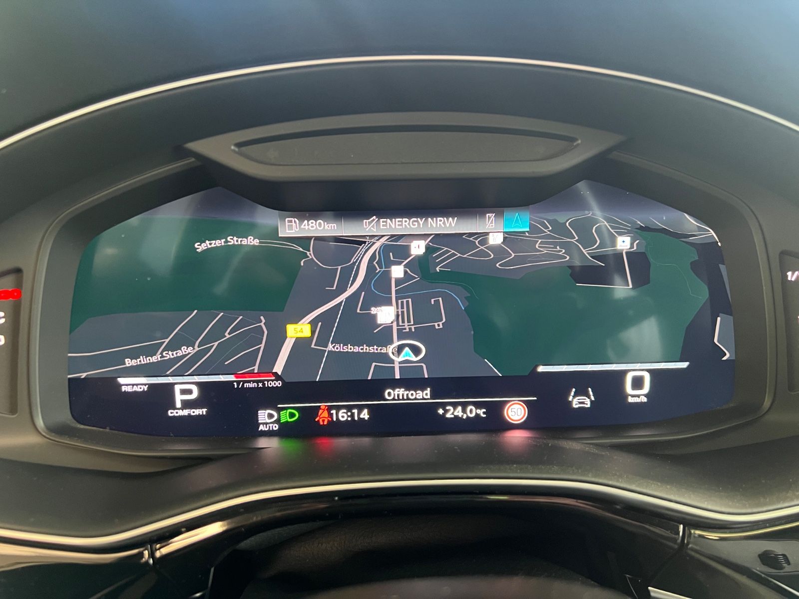 Fahrzeugabbildung Audi Q8 50 TDI quattro * PANO * 4x SITZHEIZUNG * 360