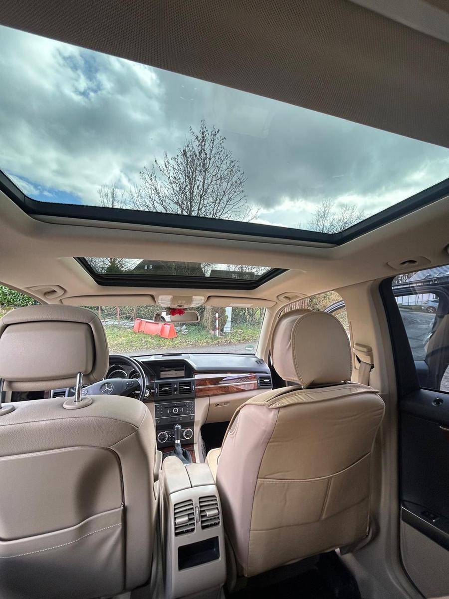 Mercedes-Benz GLK250 2012 — photo 13