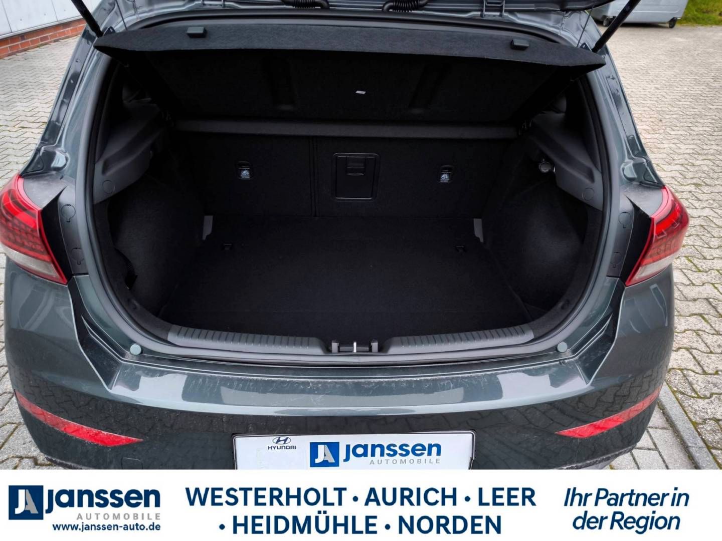 Fahrzeugabbildung Hyundai i30  ADVANTAGE