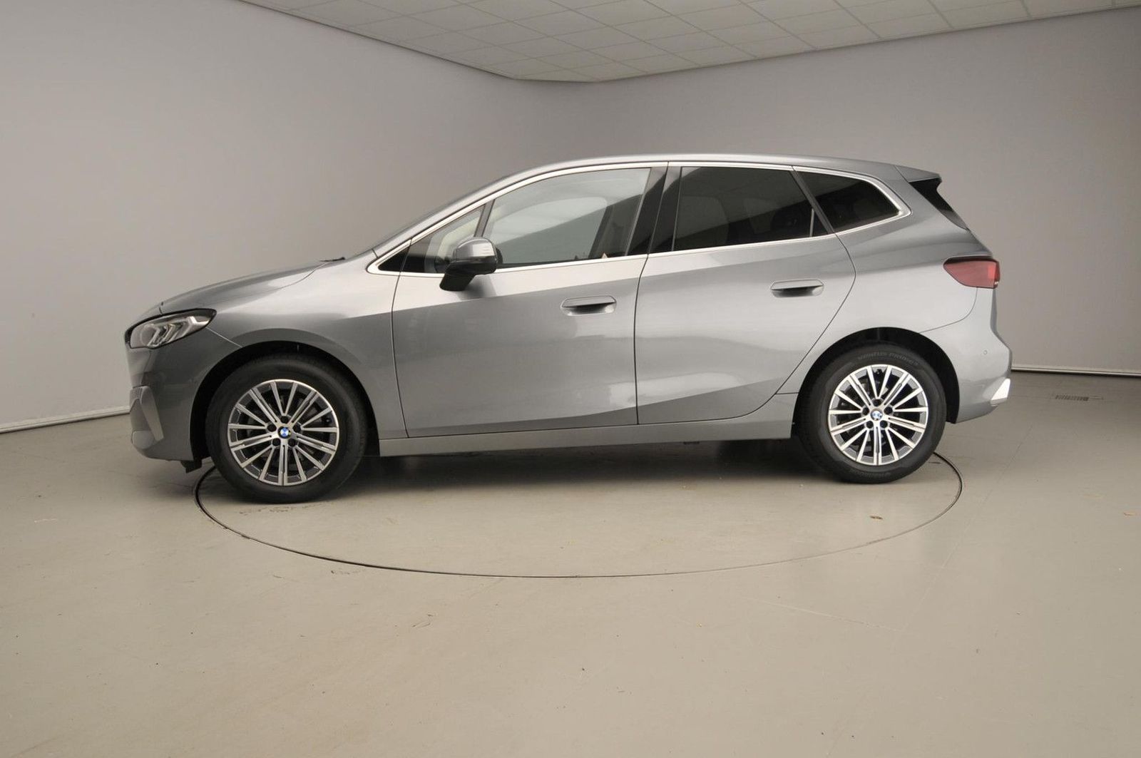 BMW 218 Active Tourer 2 Serie 218i | LED | Leder | n imagem 2