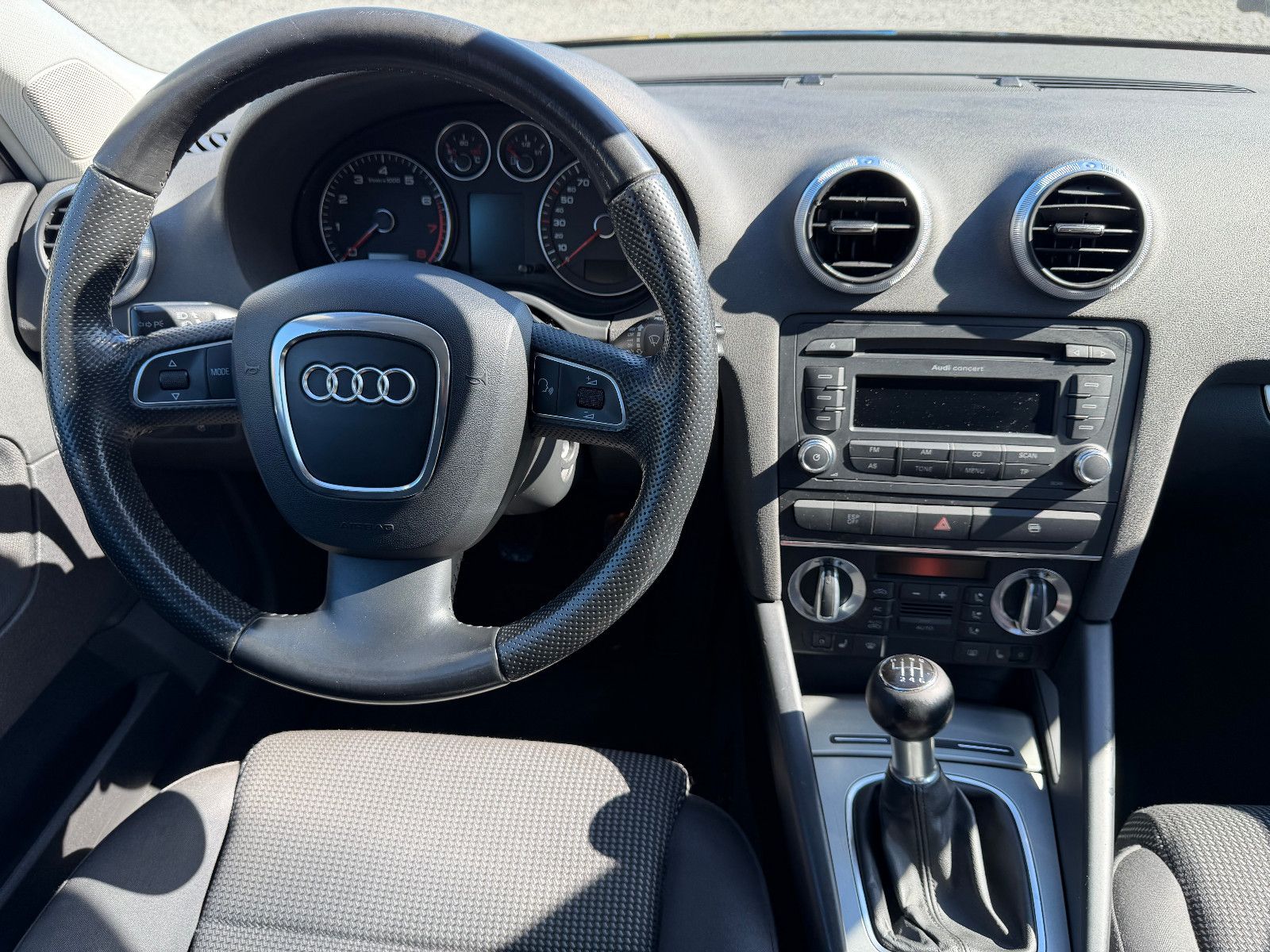 AUDI A3 Sportback 1.4 TFSI KLIMAA/Bi-XENON – Foto 15