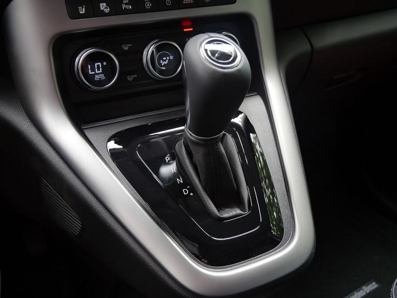 Mercedes-Benz T 180 PROGRESSIVE KLIMA NAVI LED STANDARD AHK