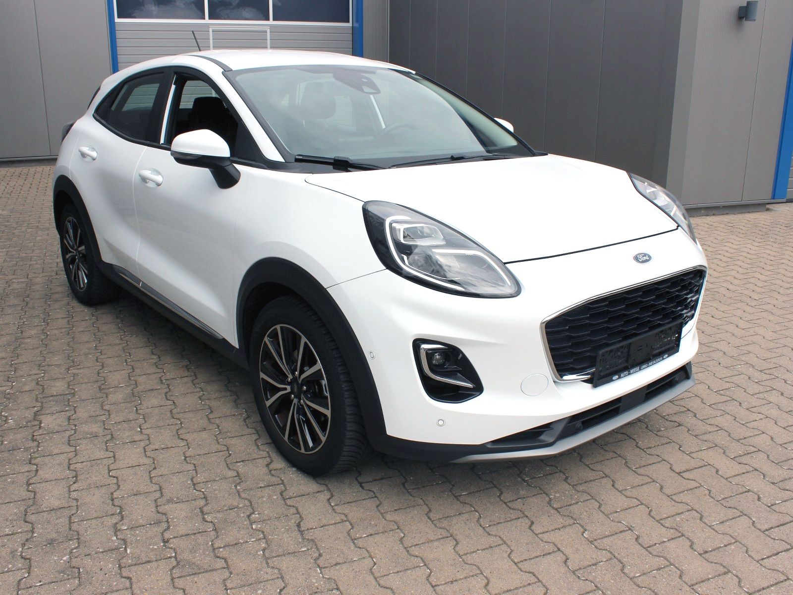 Fahrzeugabbildung Ford Puma Titanium 1,0 EcoBoost Mild Hybrid