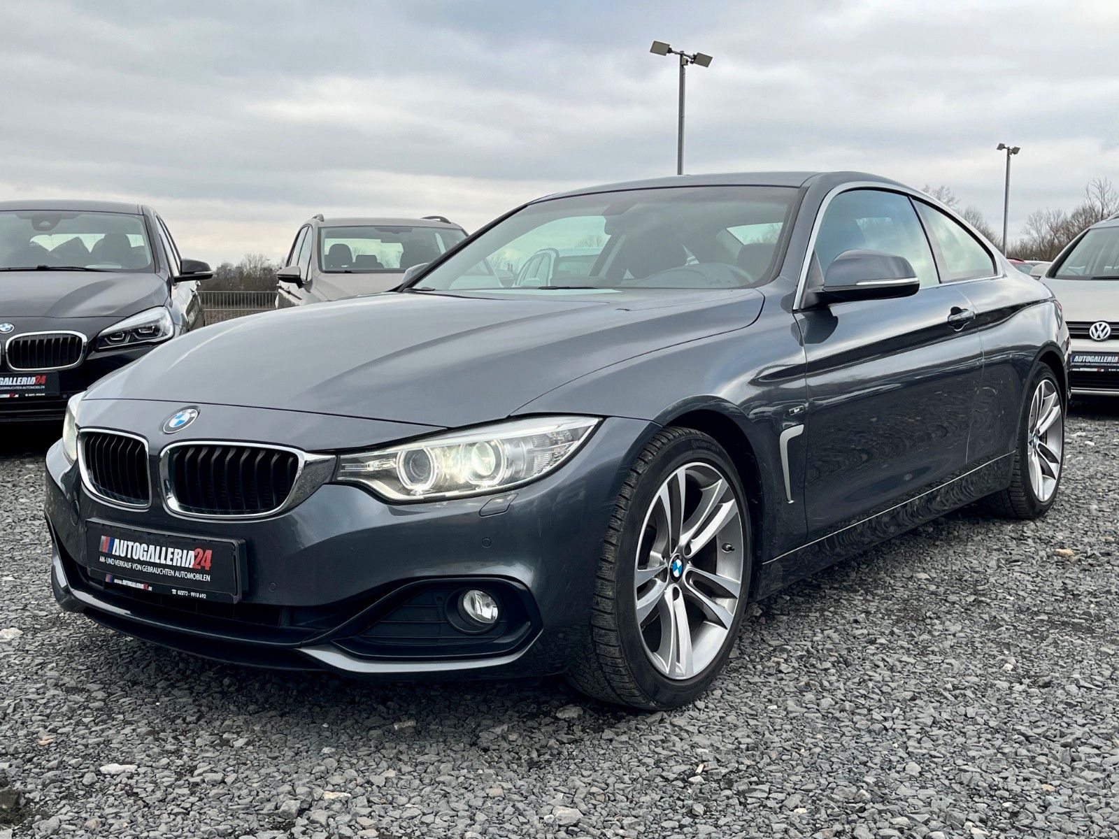 Fahrzeugabbildung BMW 420i Aut. SPORT LINE Navi Xenon Leder AH M SPORT