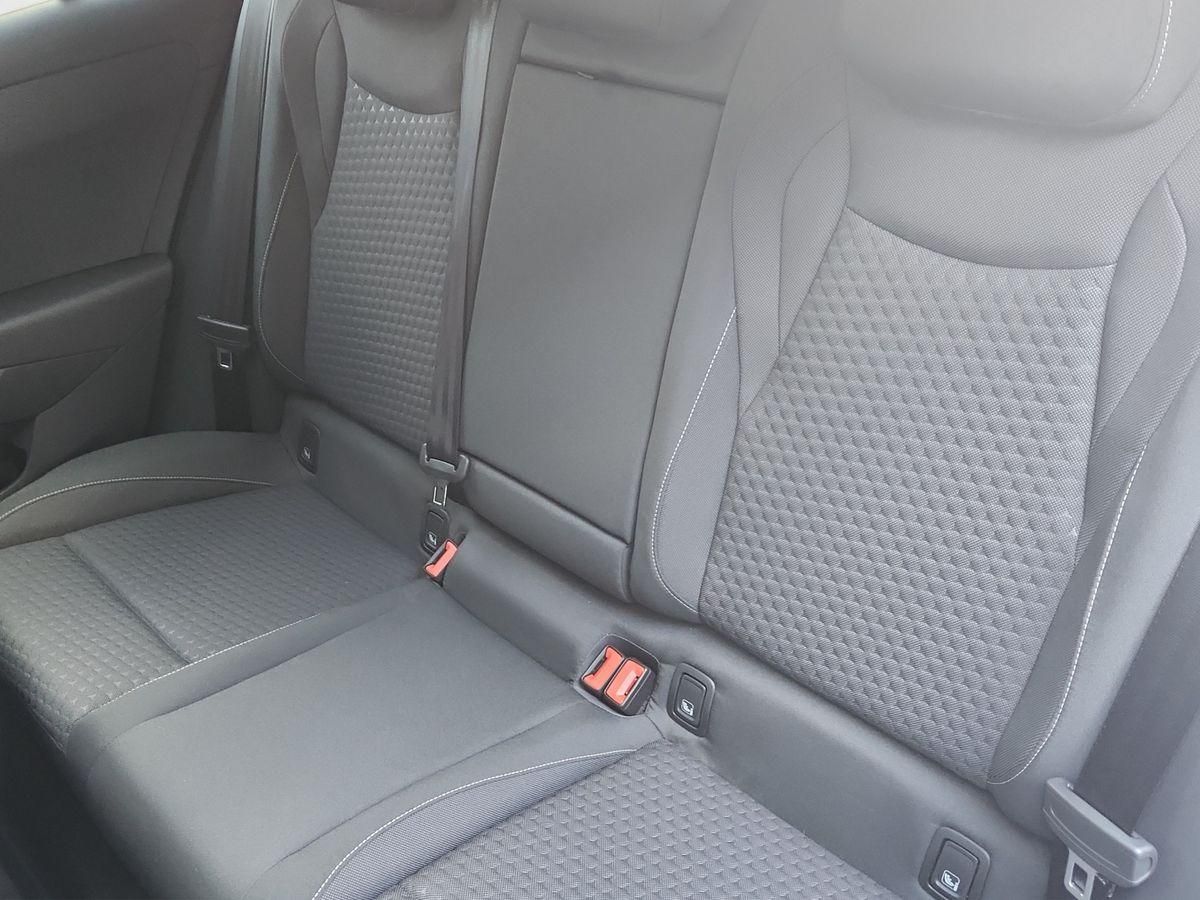 Fahrzeugabbildung Volkswagen T-Roc Life 1.5 eTSI 110 kW