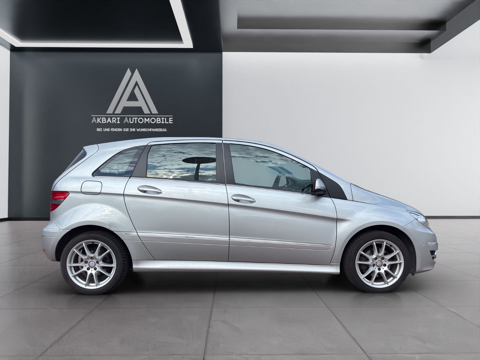 Fahrzeugabbildung Mercedes-Benz B 200 Sport Edition*2*Hand**TÜV*Neu*Automatik