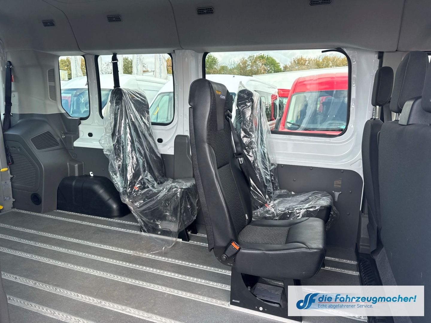 Fahrzeugabbildung Ford Transit Kombi 350 L3 Trend LIFT* Temp Tel.-Vorb.